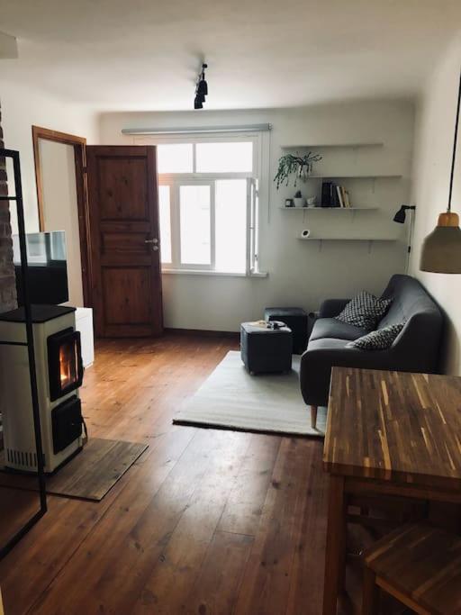 Cozy Apartment Near The City Center Tartu Exterior photo
